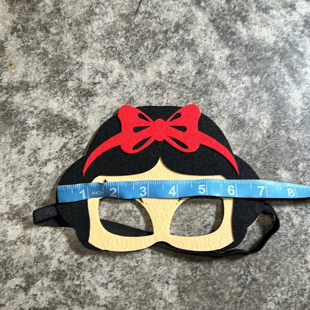 Disney Cinderella & Snow White Fun Felt Face Mask with Elastic Straps Brand New